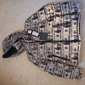 PP BRAND NEW COAT. LIMITED EDITION